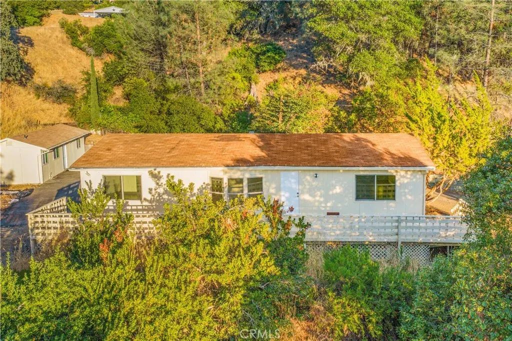 7112 Sonja Lu Lane, Lucerne