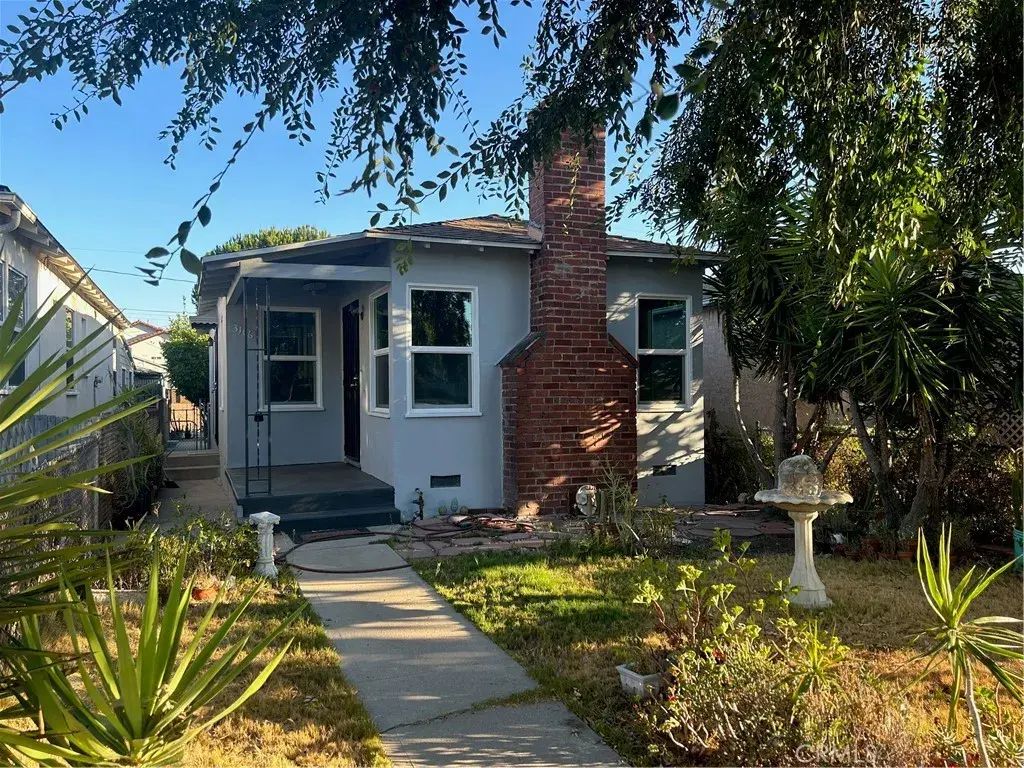 3106 W Chandler Boulevard, Burbank