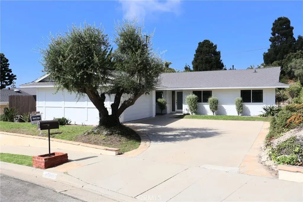 28244 Trailriders Drive, Rancho Palos Verdes