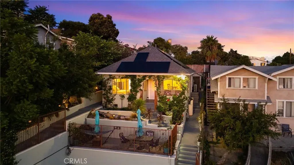 916 N Gage Avenue North, Los Angeles