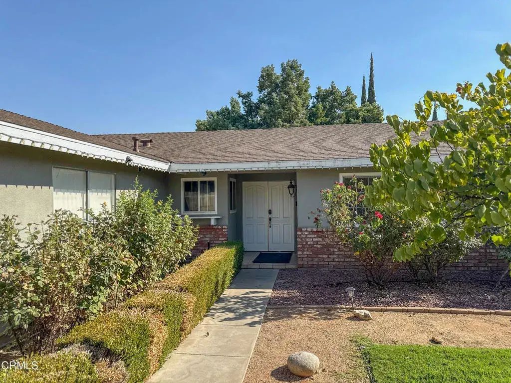 1421 W Westfield Avenue, Porterville