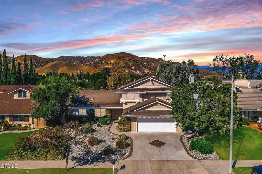 19015 Braemore Road, Porter Ranch