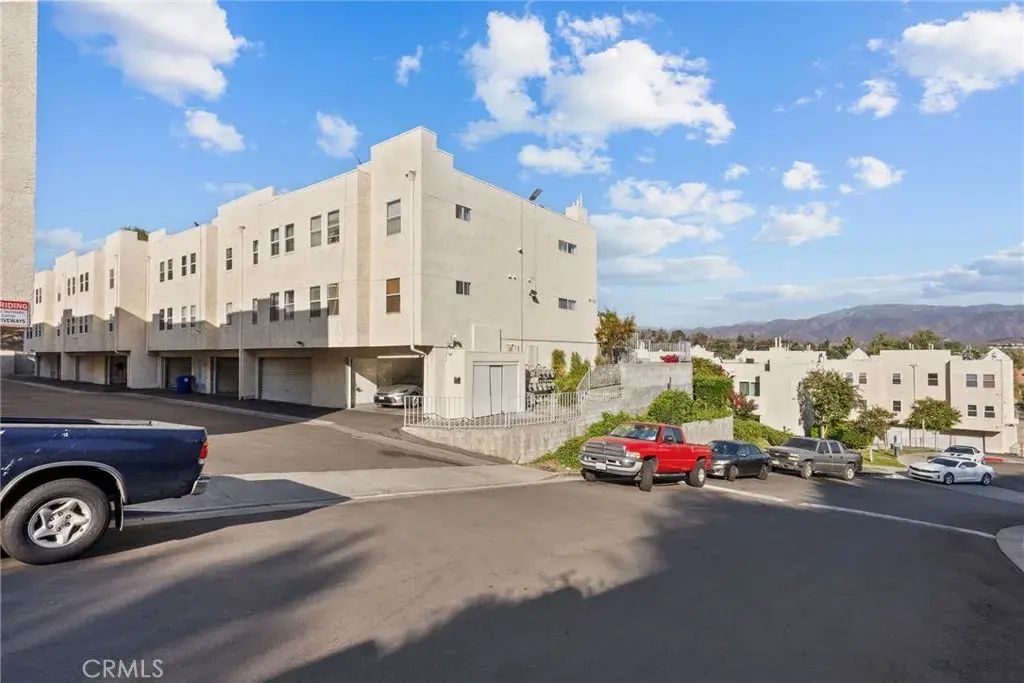 18209 Sierra 95, Canyon Country