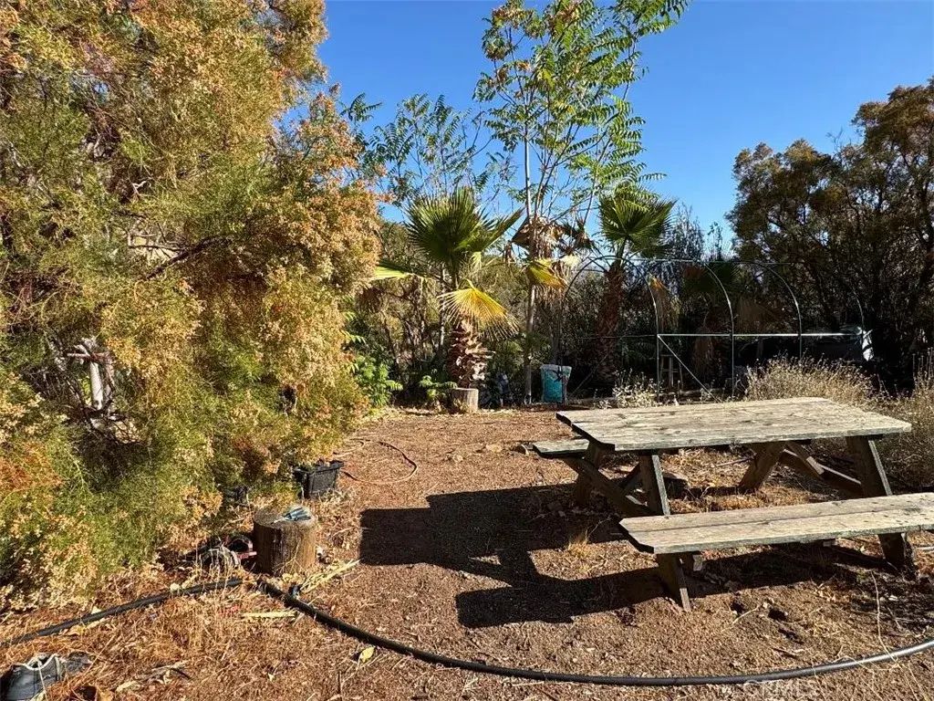 45740 Chapman, Anza