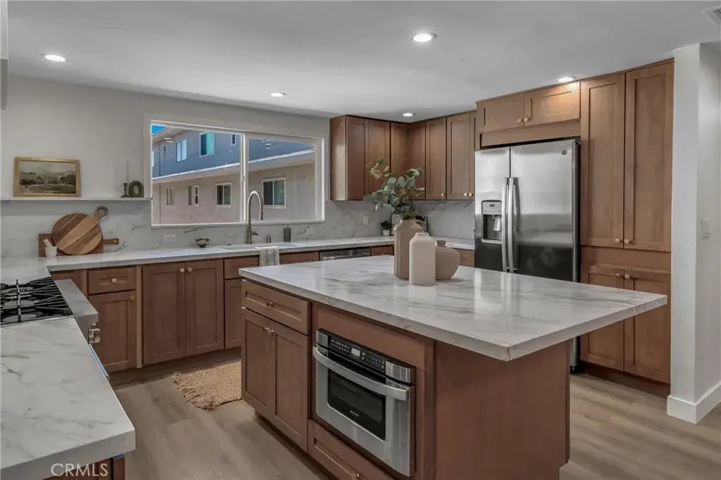 13241 Fiji Way C, Marina Del Rey