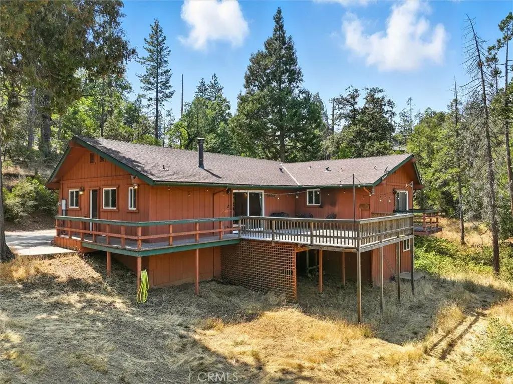 39712 Deer Ridge Drive, Oakhurst