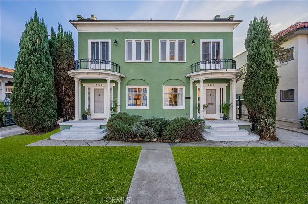 2920 E 7th St, Long Beach