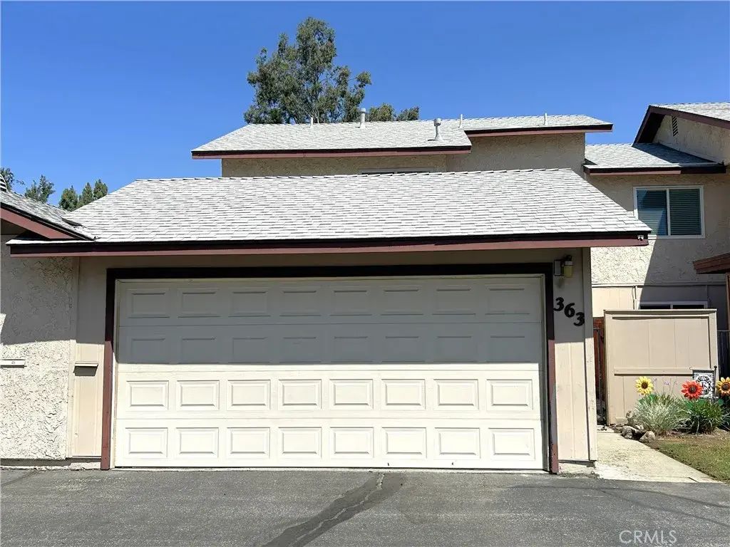363 Cherry Hills Lane, Azusa