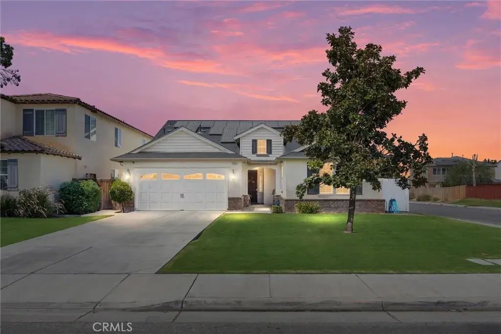10316 Sharktooth Peak Drive, Bakersfield