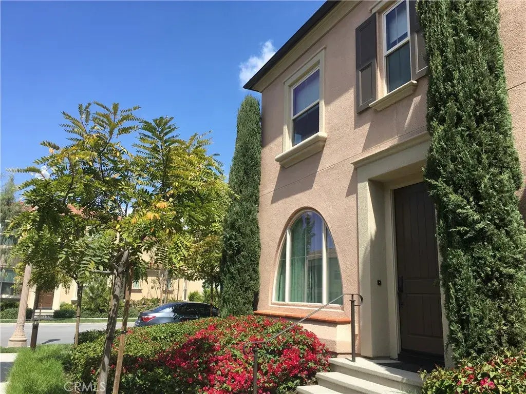 66 Emerald Clover, Irvine