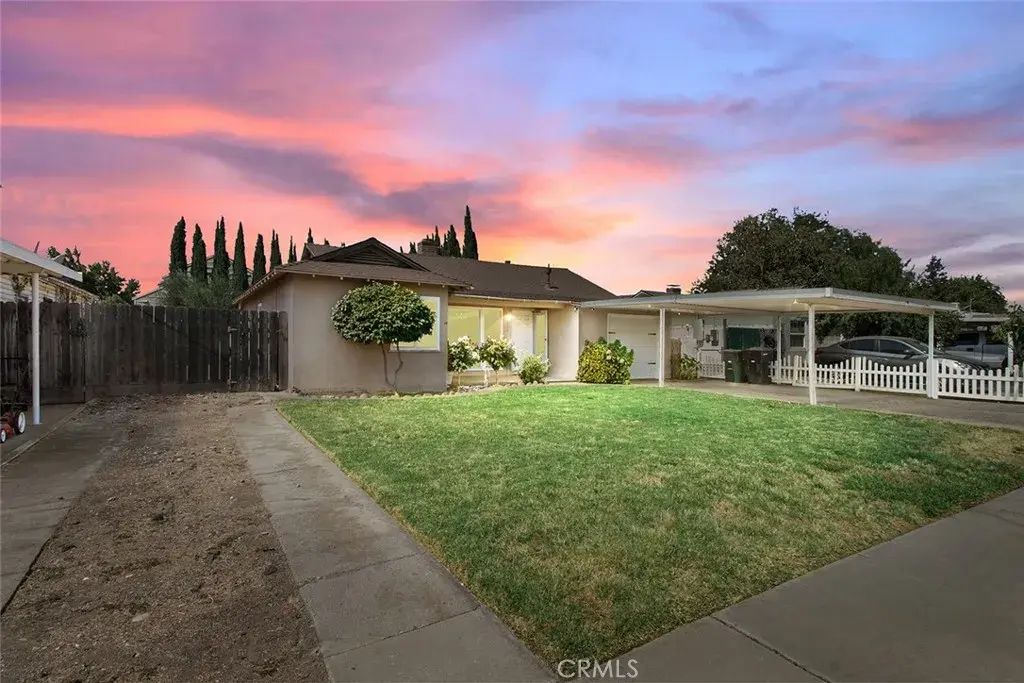 230 S Lee Avenue, Oakdale