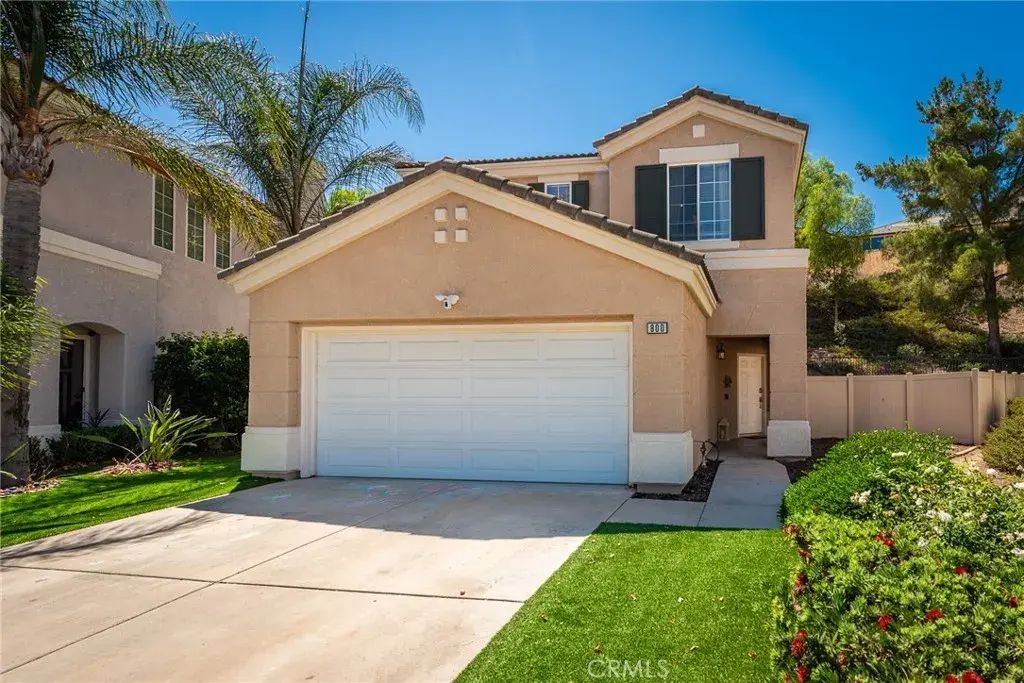 800 Cimarron Lane, Corona