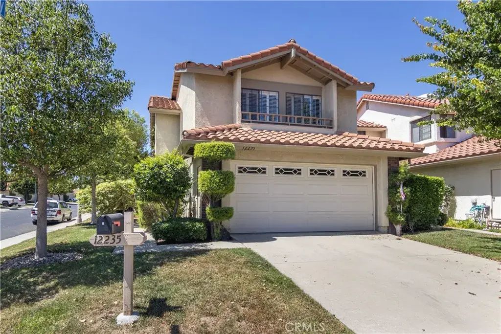 12235 Shady Hollow Lane, Porter Ranch