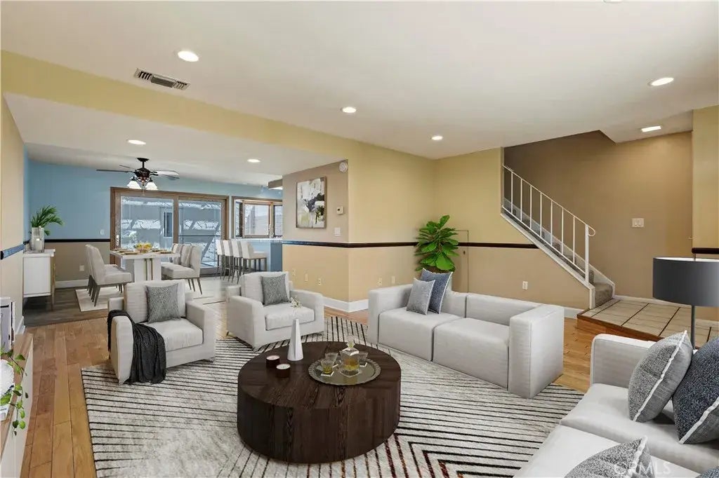 24233 La Glorita Circle, Newhall