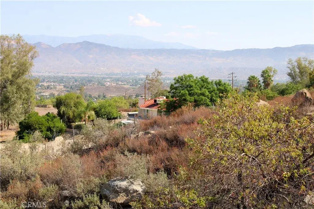 10 Vista Del Valle, Hemet