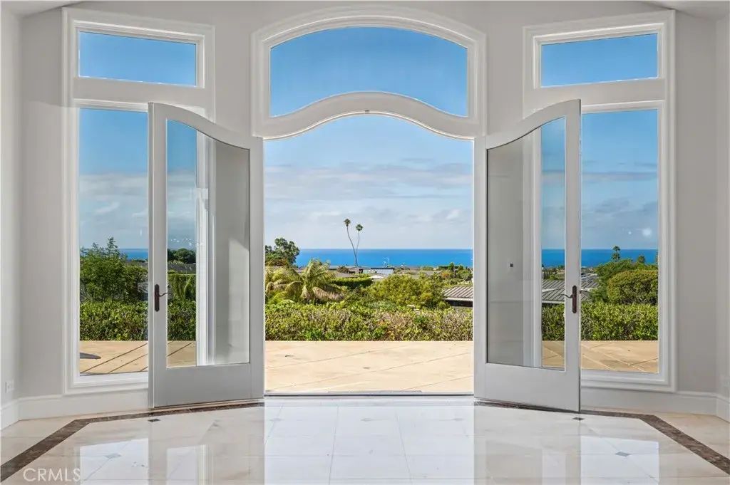 4627 Surrey Drive, Corona Del Mar