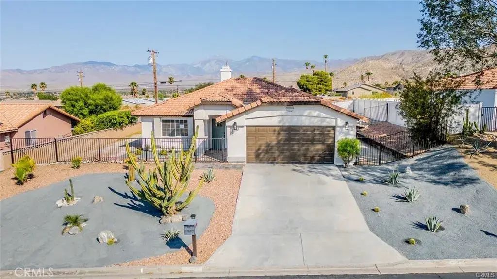 9765 Vista Del Valle, Desert Hot Springs