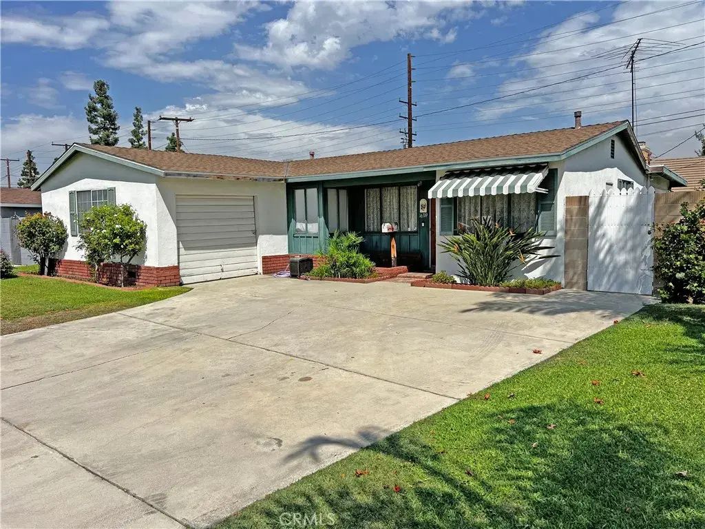 16319 E Elgenia Street, Covina
