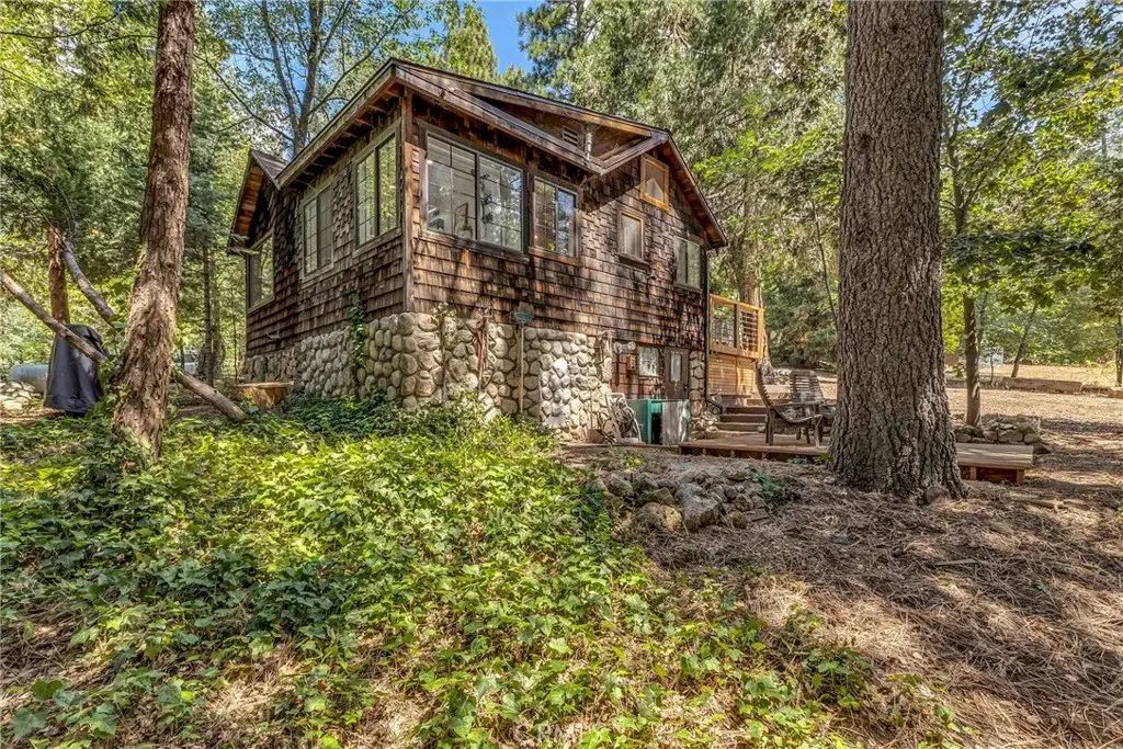 54039 Montgomery, Idyllwild