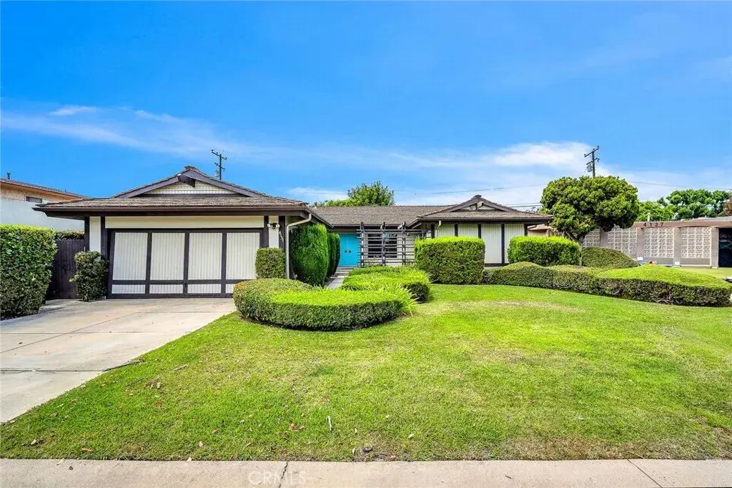 4131 Levelside Avenue, Lakewood