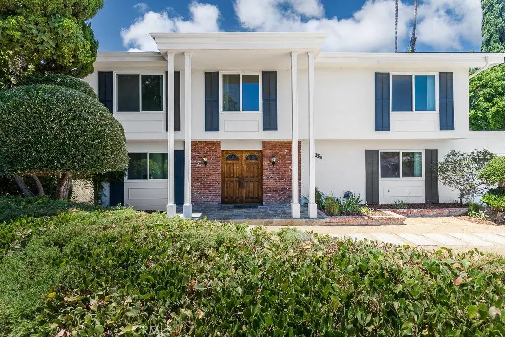 6427 Dunlo Place, West Hills