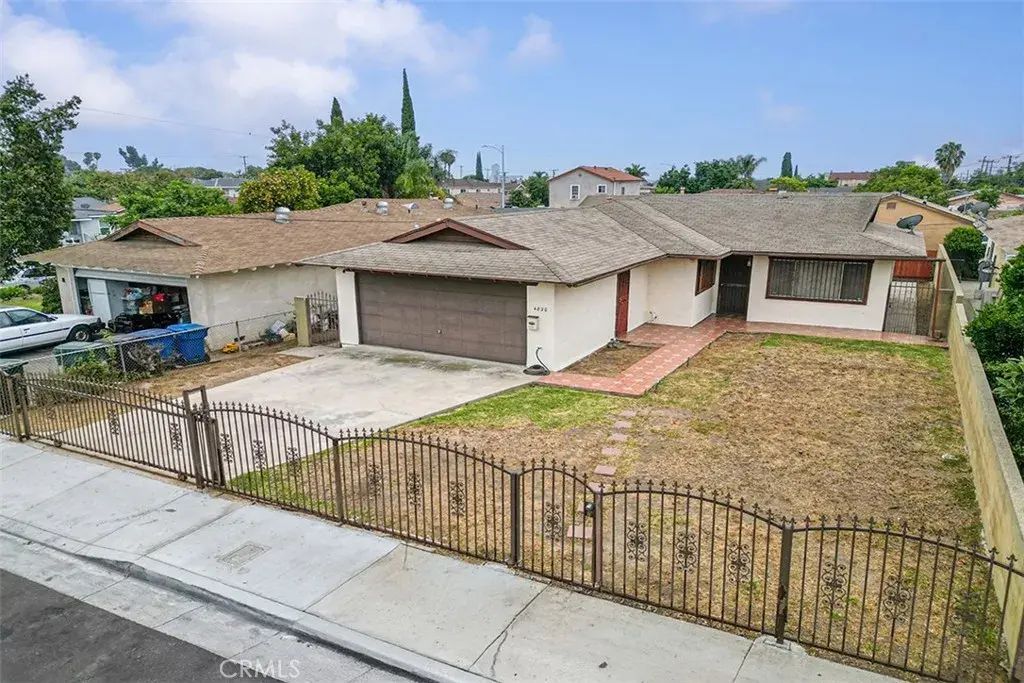 4820 Eagle Street, Los Angeles