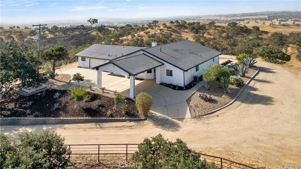 7090 Rancho Verano Place, Paso Robles