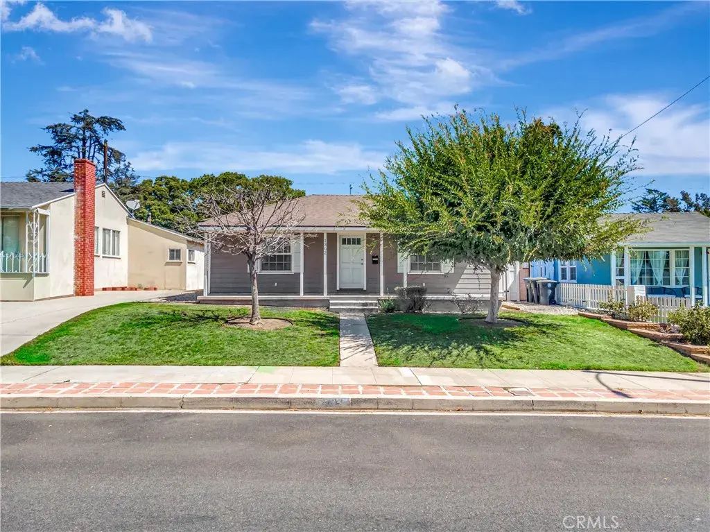 1302 N Whitnall, Burbank