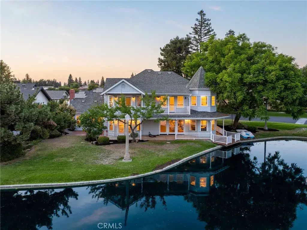 5423 W Prospect Avenue, Visalia