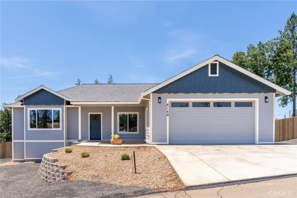 6169 Fern Lane, Paradise