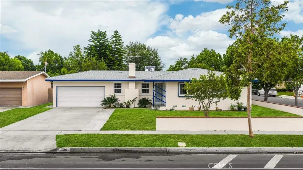 1956 W Cerritos Avenue, Anaheim