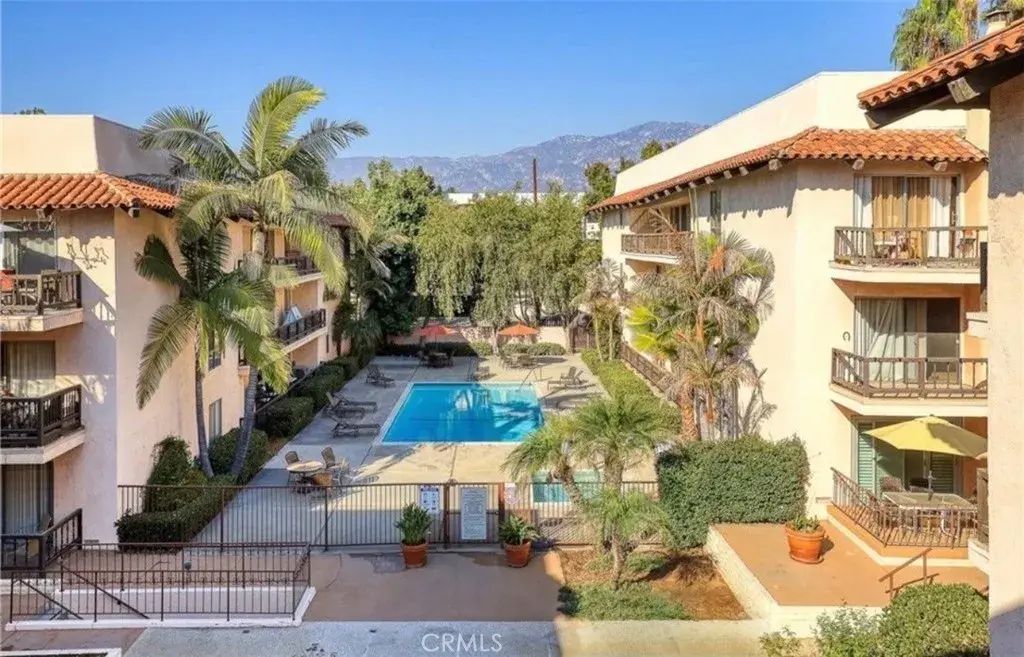 1127 E Del Mar Boulevard 416, Pasadena