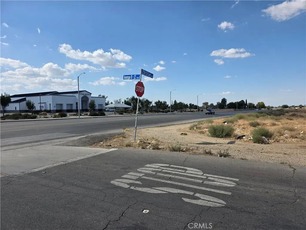 26 Ste/vic, Palmdale