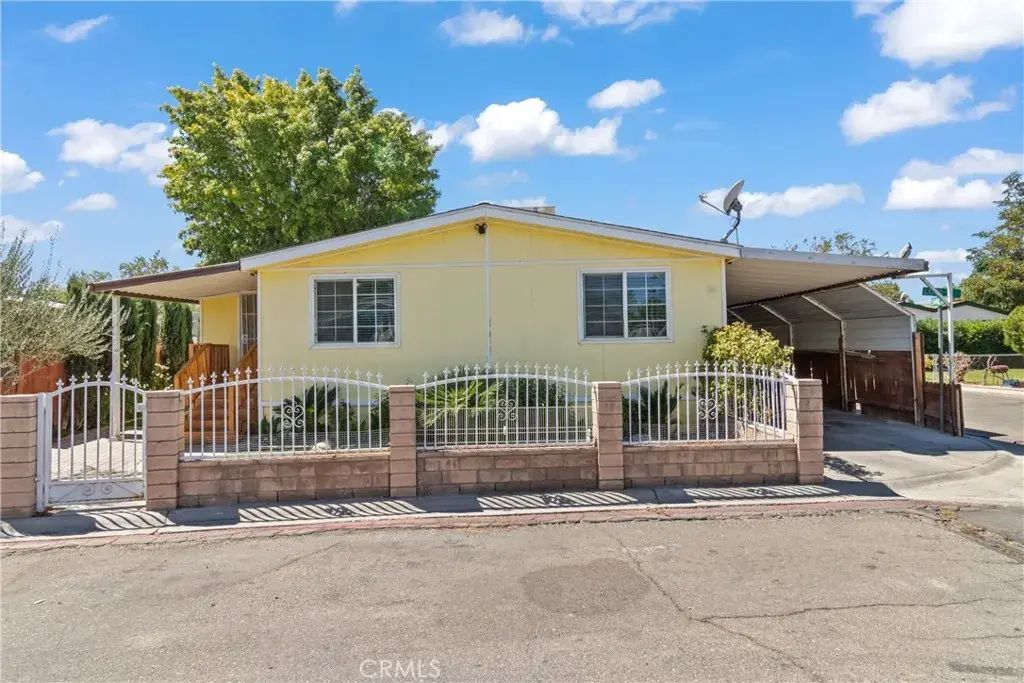 2330 E Avenue J8 245, Lancaster