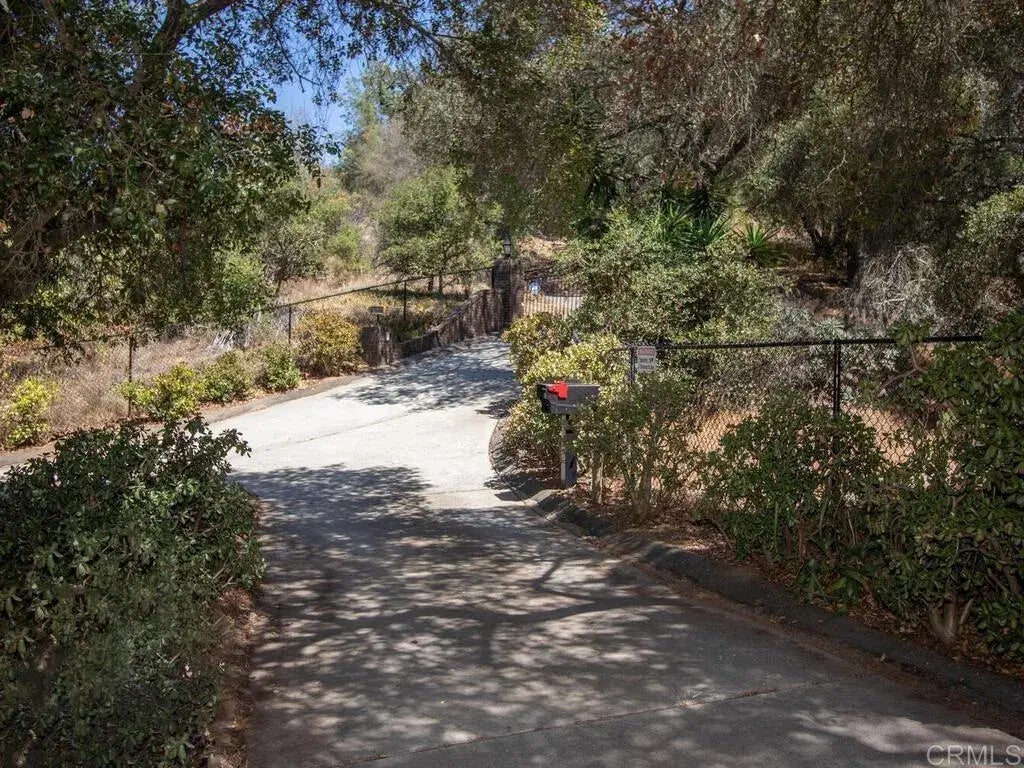 1047 Rice Canyon, Fallbrook