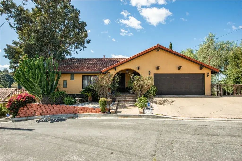 4389 San Blas Avenue, Woodland Hills