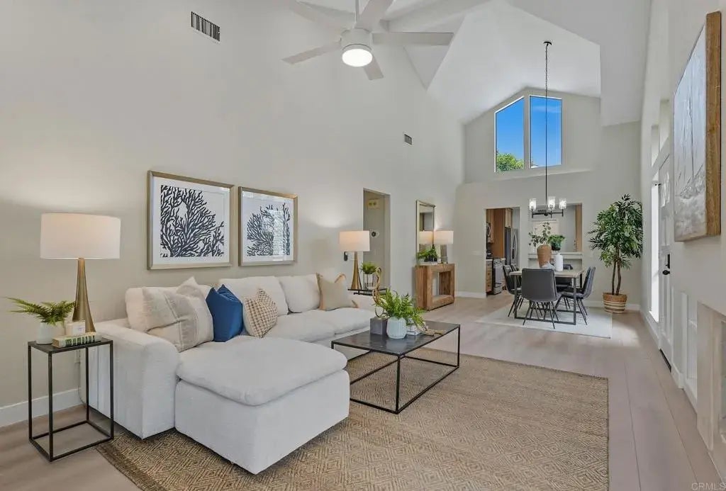 7135 Lantana, Carlsbad