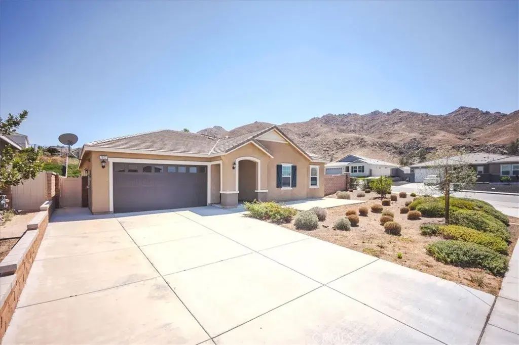 7922 Brass Kettle Circle, Riverside
