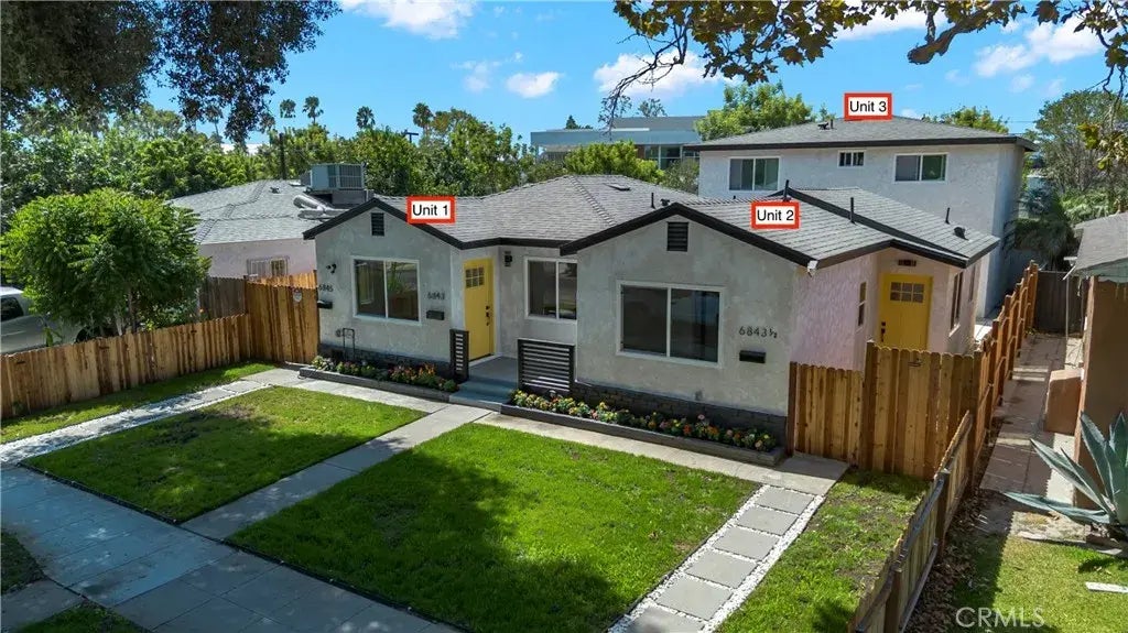 6843 Delta Avenue, Long Beach