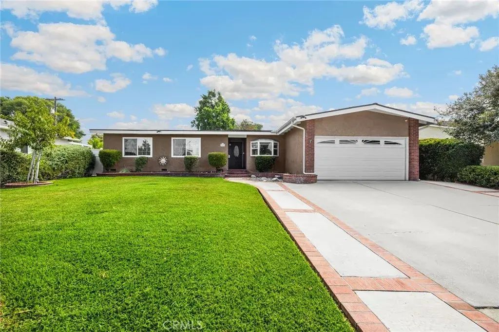 10732 Lindesmith Avenue, Whittier