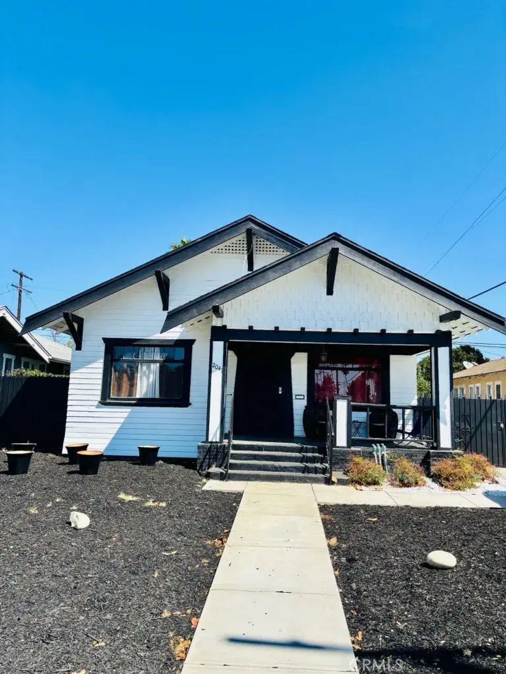 2041 W 35th Place, Los Angeles