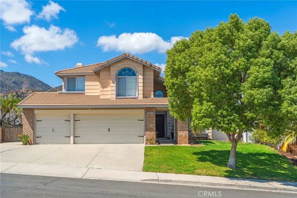 27381 Echo Canyon Court, Corona