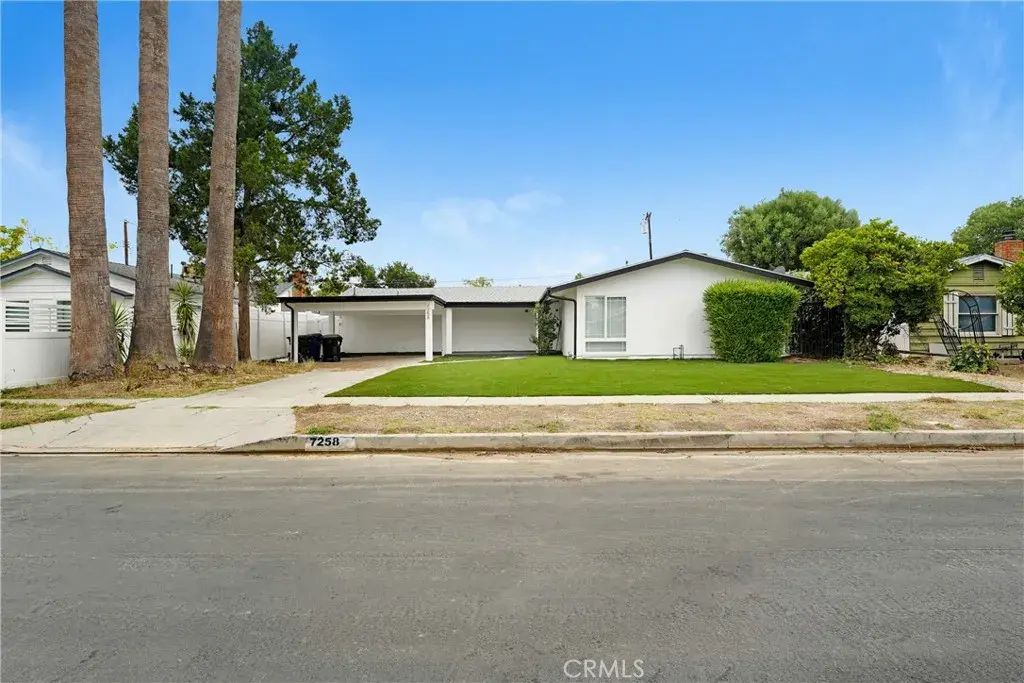 7258 Ponce, West Hills