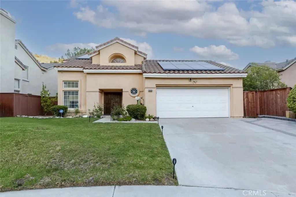 30030 Grandifloras Road, Canyon Country