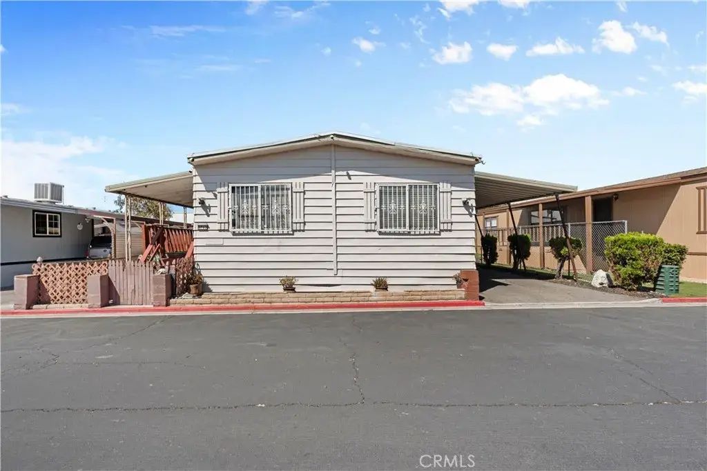 350 S Willow Ave 63, Rialto
