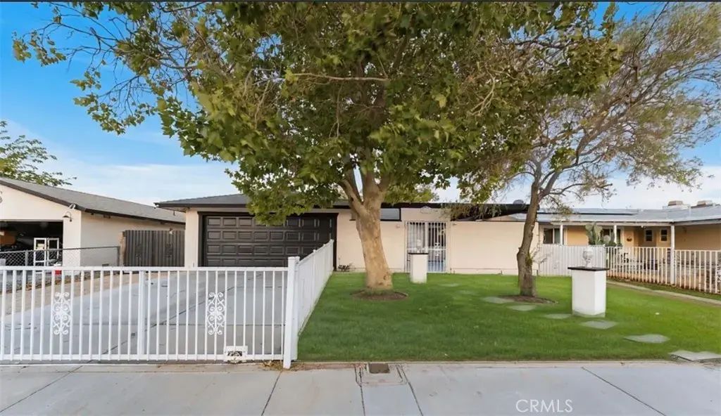 37230 Sabal Avenue, Palmdale
