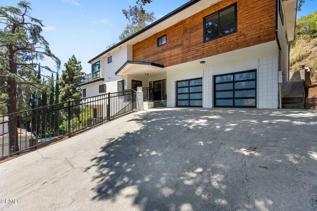 709 Wilson Court, Burbank