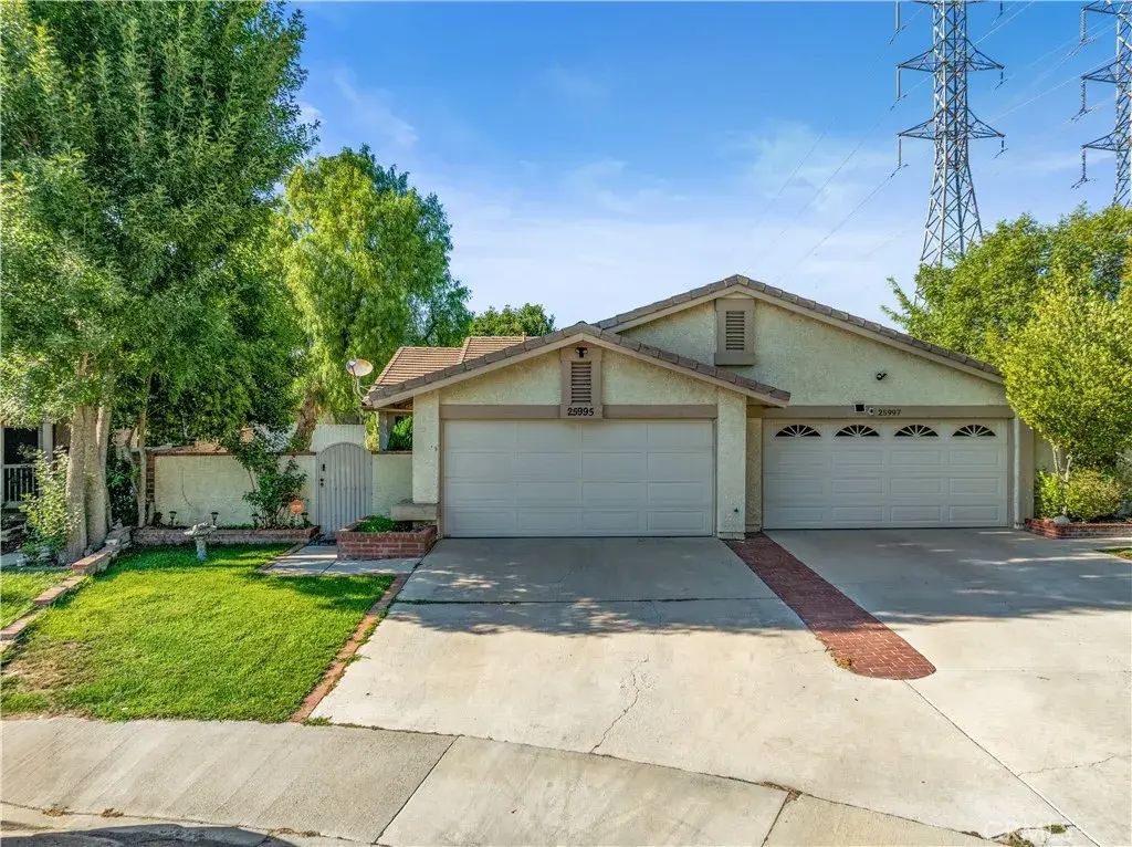 25995 Pueblo Drive, Valencia