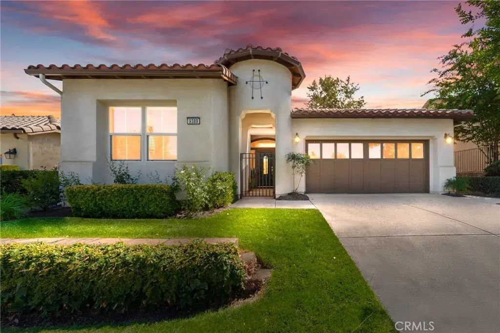 9389 Robinson Ln, Corona