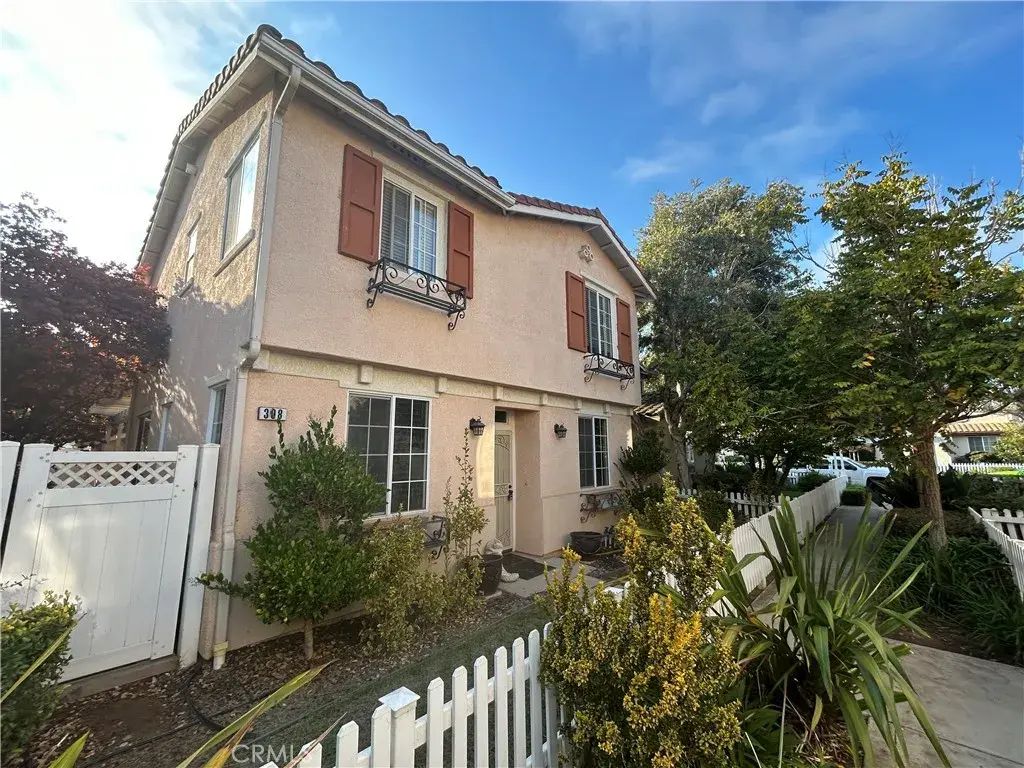 308 E Alcazar Drive, Santa Maria